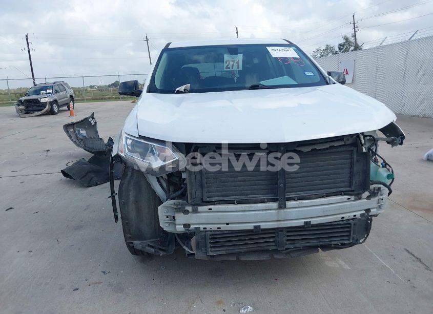 Photo 12 of 2018 Chevrolet Traverse LS (VIN 1GNERFKW1JJ266971)