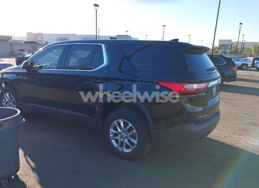 Photo 15 of 2019 Chevrolet Traverse LS (VIN 1GNERFKW1KJ207291)