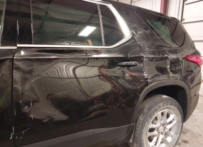 Photo 17 of 2019 Chevrolet Traverse LS (VIN 1GNERFKW1KJ257916)