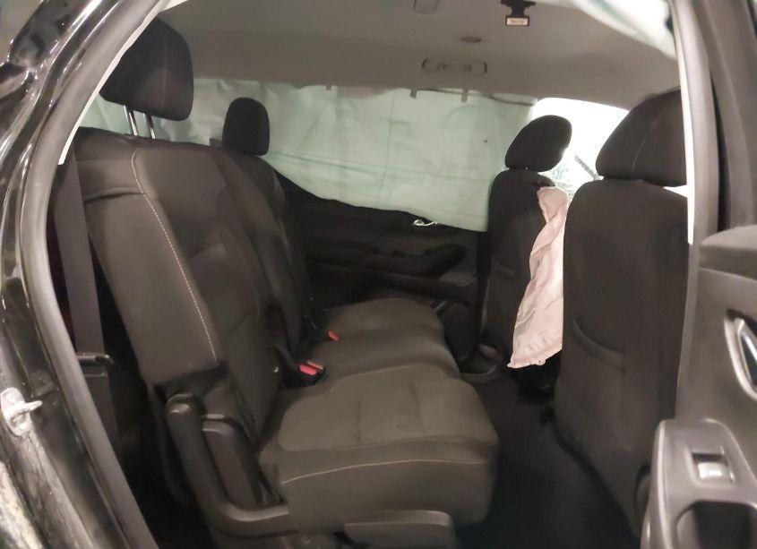 Photo 8 of 2019 Chevrolet Traverse LS (VIN 1GNERFKW1KJ257916)