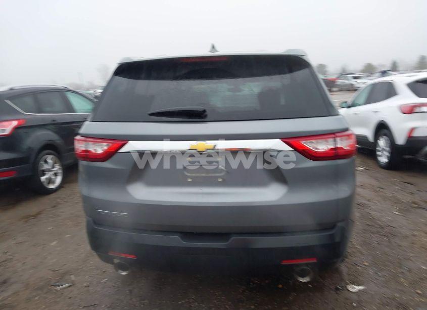 Photo 16 of 2019 Chevrolet Traverse LS (VIN 1GNERFKW1KJ270293)