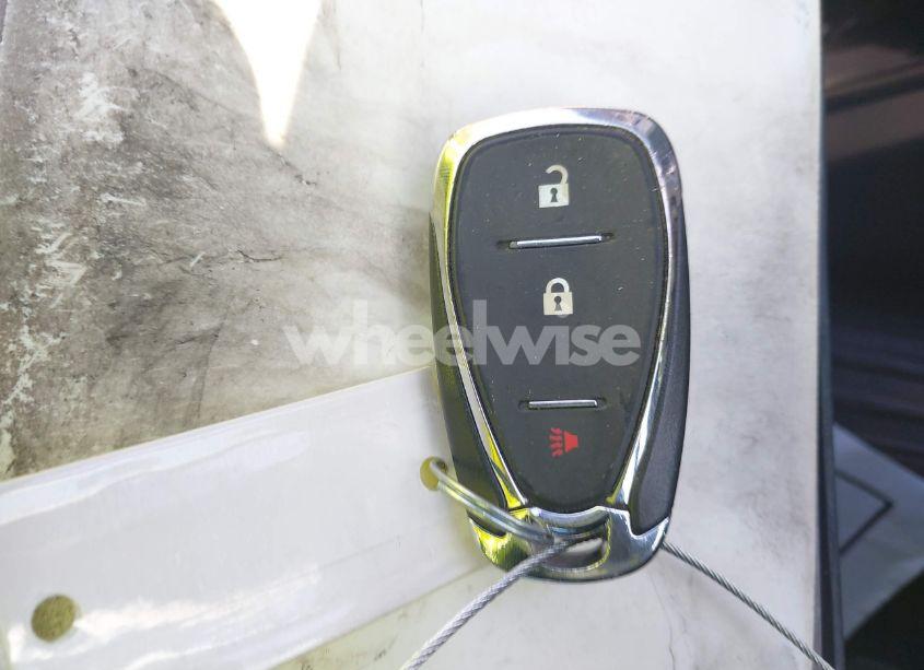 Photo 11 of 2019 Chevrolet Traverse LS (VIN 1GNERFKW1KJ310856)