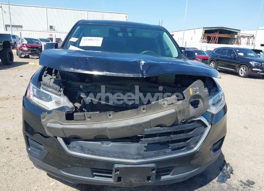 Photo 6 of 2019 Chevrolet Traverse LS (VIN 1GNERFKW1KJ310856)