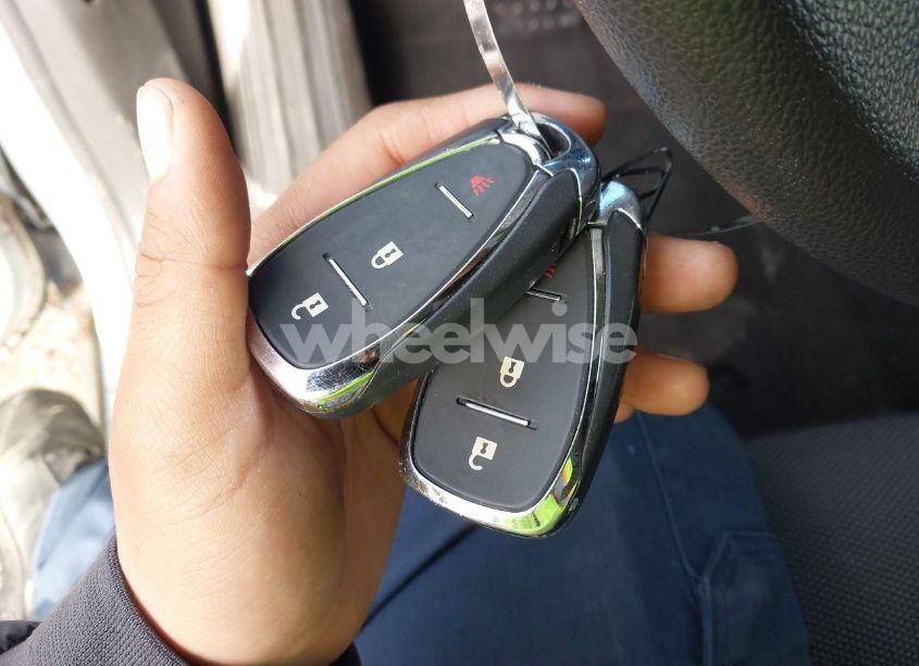 Photo 11 of 2019 Chevrolet Traverse LS (VIN 1GNERFKW1KJ312140)