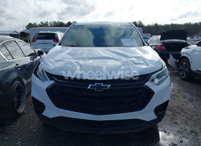 Photo 12 of 2019 Chevrolet Traverse LS (VIN 1GNERFKW1KJ312140)