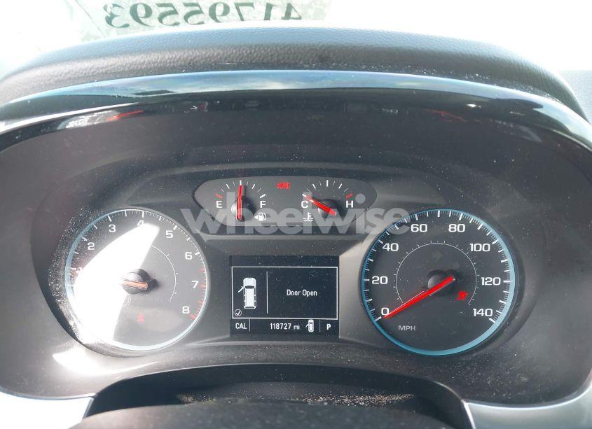 Photo 7 of 2019 Chevrolet Traverse LS (VIN 1GNERFKW1KJ312140)