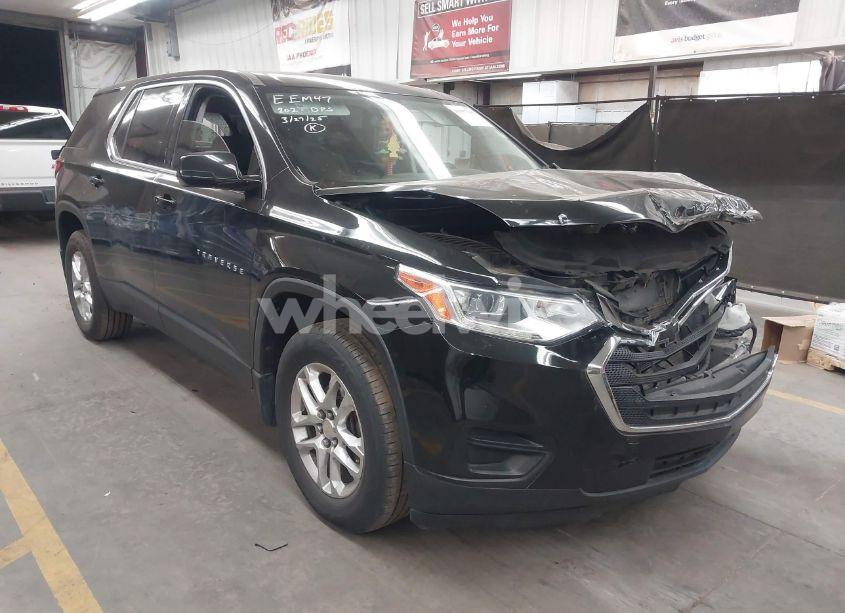 2020 Chevrolet Traverse FWD LS (VIN 1GNERFKW1LJ185651) main photo