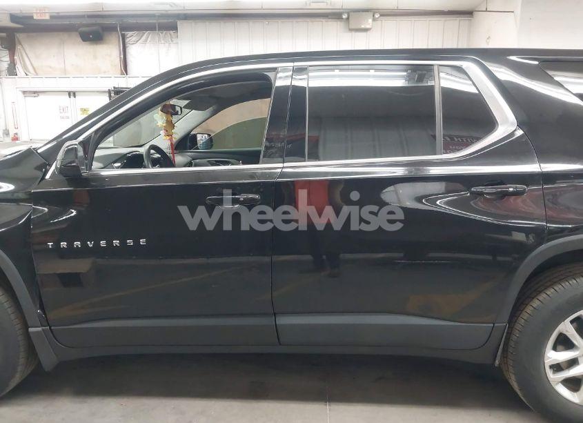 Photo 14 of 2020 Chevrolet Traverse FWD LS (VIN 1GNERFKW1LJ185651)