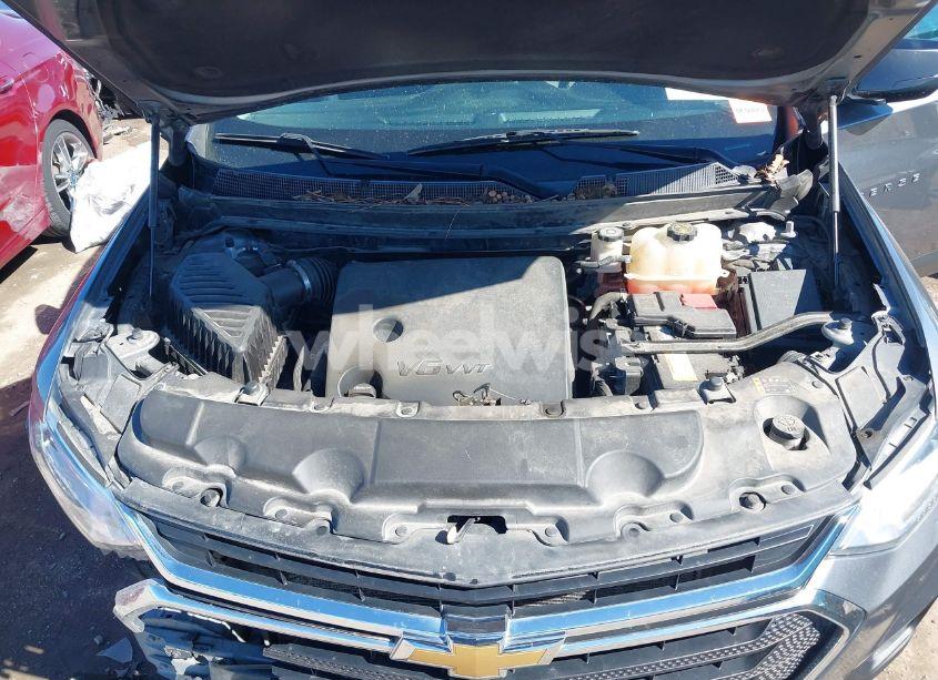 Photo 10 of 2020 Chevrolet Traverse FWD LS (VIN 1GNERFKW1LJ188310)