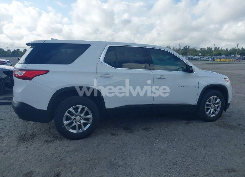 Photo 13 of 2020 Chevrolet Traverse FWD LS (VIN 1GNERFKW1LJ189991)