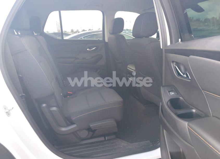 Photo 8 of 2020 Chevrolet Traverse FWD LS (VIN 1GNERFKW1LJ189991)