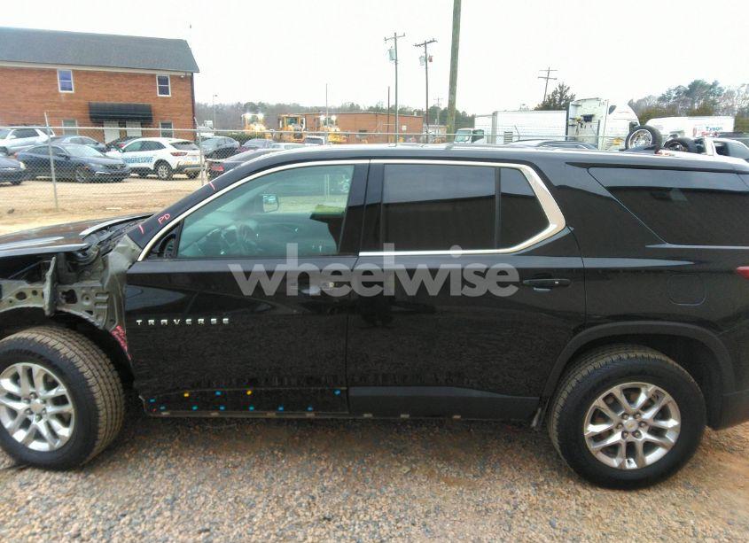 Photo 15 of 2021 Chevrolet Traverse FWD LS (VIN 1GNERFKW1MJ110692)