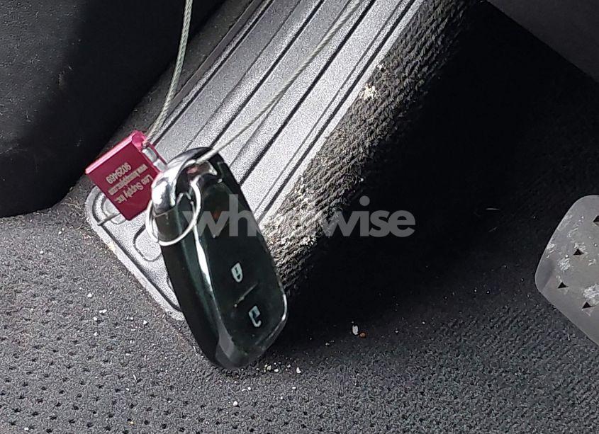 Photo 11 of 2021 Chevrolet Traverse FWD LS (VIN 1GNERFKW1MJ136984)