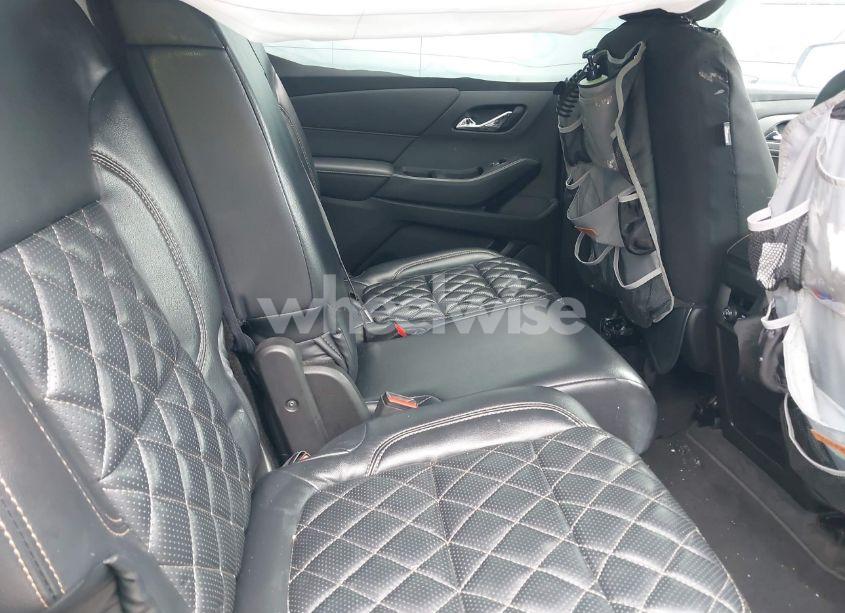 Photo 8 of 2021 Chevrolet Traverse FWD LS (VIN 1GNERFKW1MJ136984)