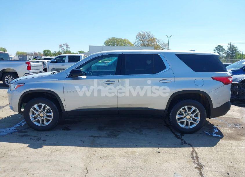 Photo 14 of 2021 Chevrolet Traverse FWD LS (VIN 1GNERFKW1MJ255148)
