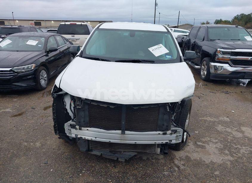 Photo 6 of 2021 Chevrolet Traverse FWD LS (VIN 1GNERFKW1MJ261760)