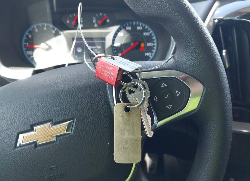 Photo 11 of 2019 Chevrolet Traverse LS (VIN 1GNERFKW2KJ253972)