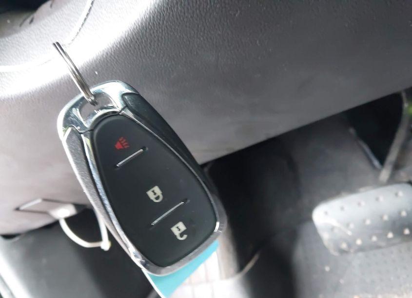 Photo 11 of 2019 Chevrolet Traverse LS (VIN 1GNERFKW2KJ264180)