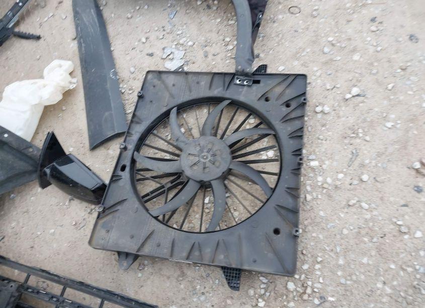 Photo 18 of 2019 Chevrolet Traverse LS (VIN 1GNERFKW2KJ264180)