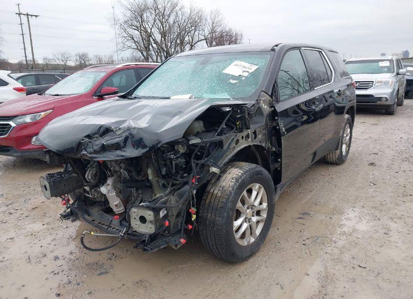 Photo 2 of 2019 Chevrolet Traverse LS (VIN 1GNERFKW2KJ264180)