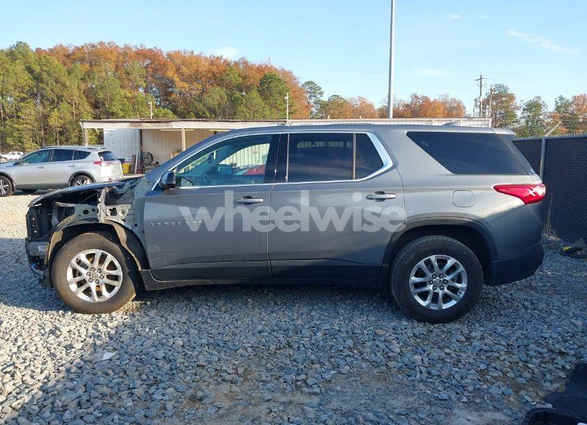 Photo 15 of 2020 Chevrolet Traverse FWD LS (VIN 1GNERFKW2LJ119125)