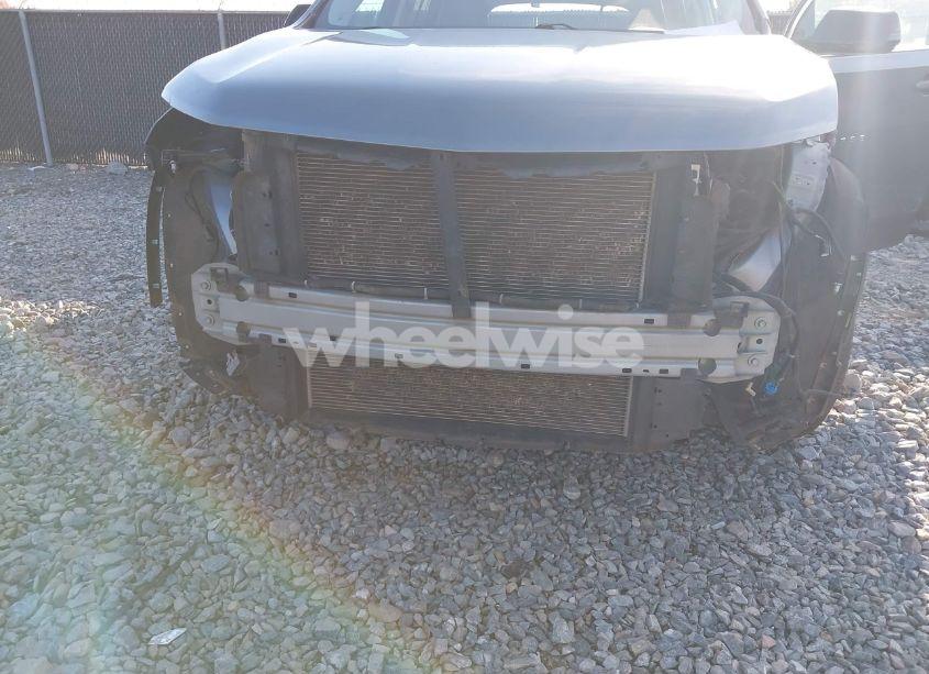 Photo 18 of 2020 Chevrolet Traverse FWD LS (VIN 1GNERFKW2LJ119125)