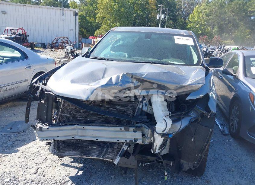 Photo 12 of 2020 Chevrolet Traverse FWD LS (VIN 1GNERFKW2LJ193208)