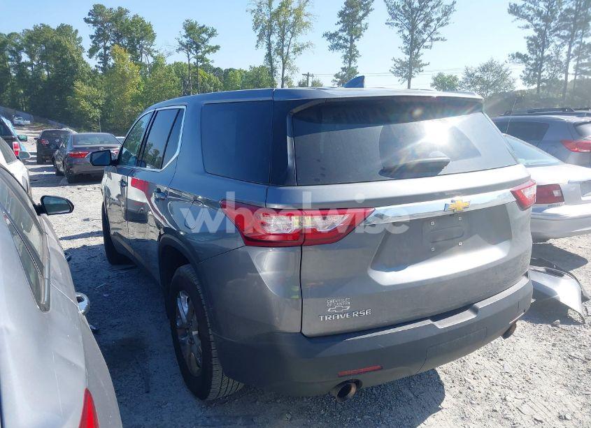 Photo 3 of 2020 Chevrolet Traverse FWD LS (VIN 1GNERFKW2LJ193208)