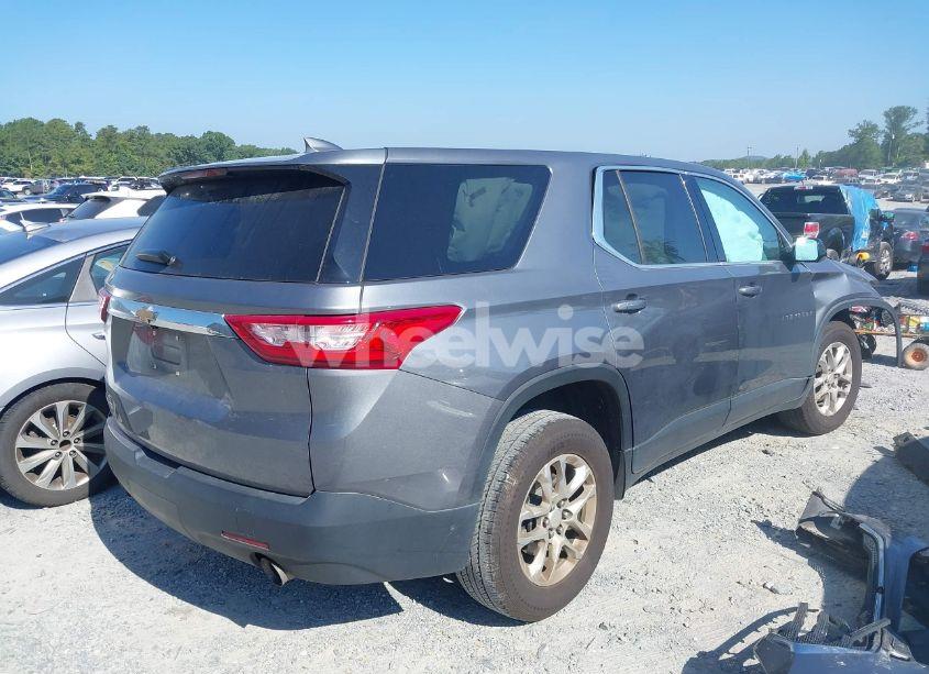 Photo 4 of 2020 Chevrolet Traverse FWD LS (VIN 1GNERFKW2LJ193208)