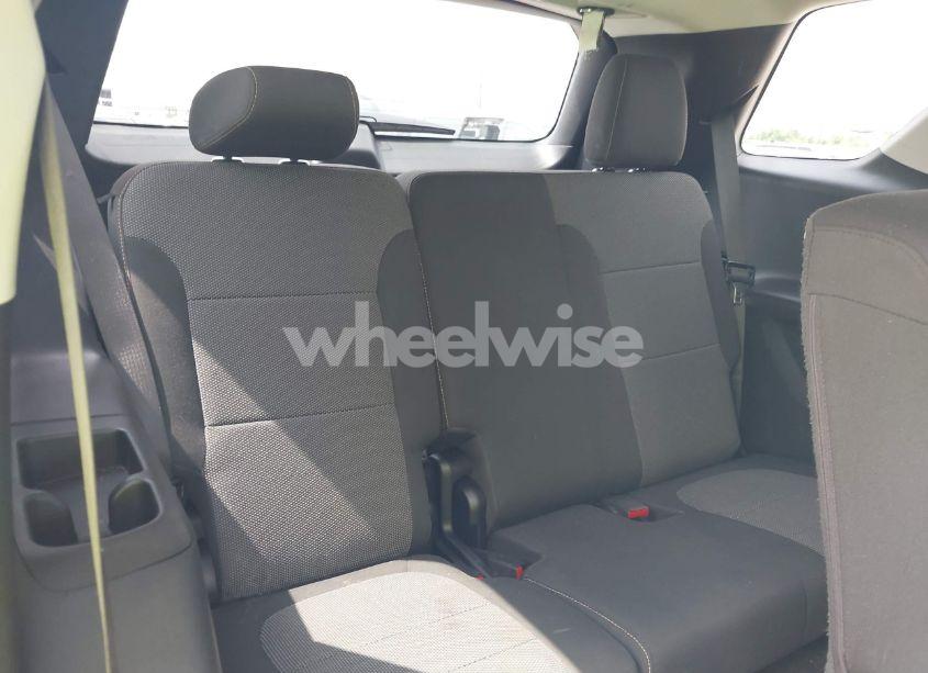 Photo 18 of 2020 Chevrolet Traverse FWD LS (VIN 1GNERFKW2LJ214154)