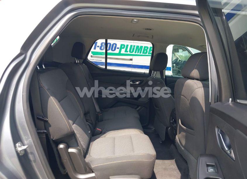 Photo 8 of 2020 Chevrolet Traverse FWD LS (VIN 1GNERFKW2LJ214154)