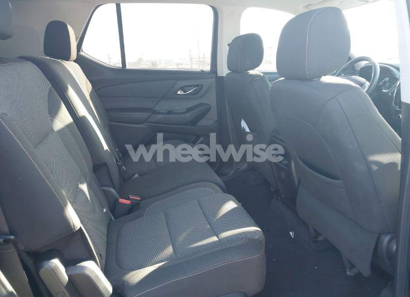 Photo 8 of 2020 Chevrolet Traverse FWD LS (VIN 1GNERFKW2LJ316618)