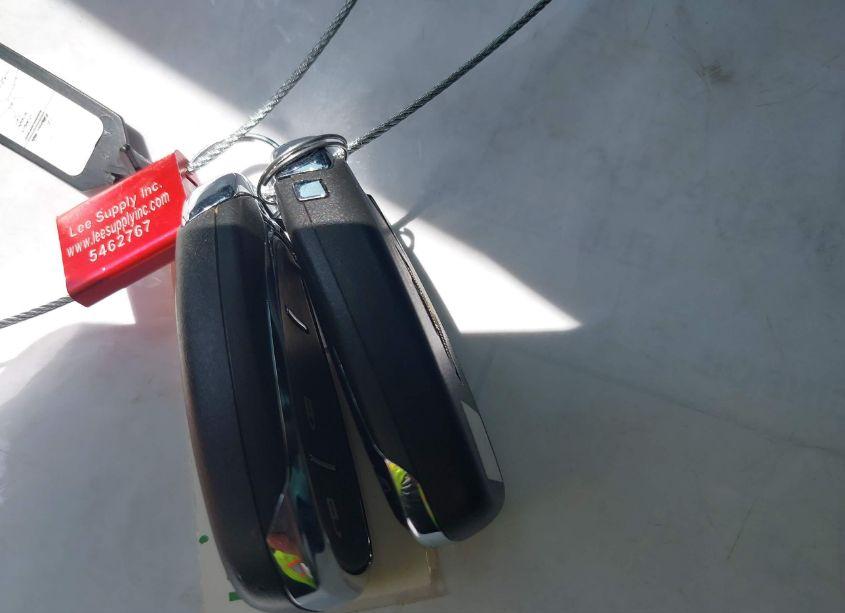 Photo 11 of 2021 Chevrolet Traverse FWD LS (VIN 1GNERFKW2MJ123371)