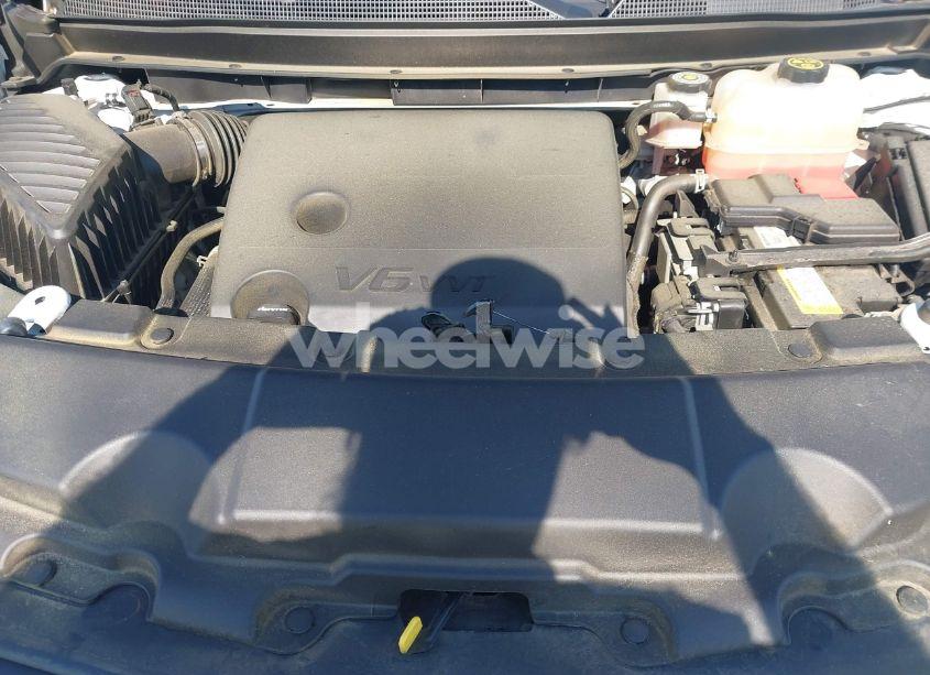 Photo 10 of 2022 Chevrolet Traverse FWD LS (VIN 1GNERFKW2NJ179022)