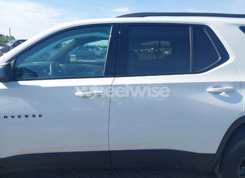 Photo 14 of 2022 Chevrolet Traverse FWD LS (VIN 1GNERFKW2NJ179022)