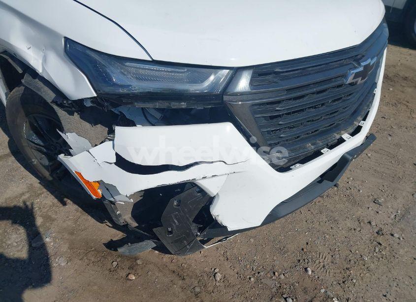 Photo 6 of 2022 Chevrolet Traverse FWD LS (VIN 1GNERFKW2NJ179022)