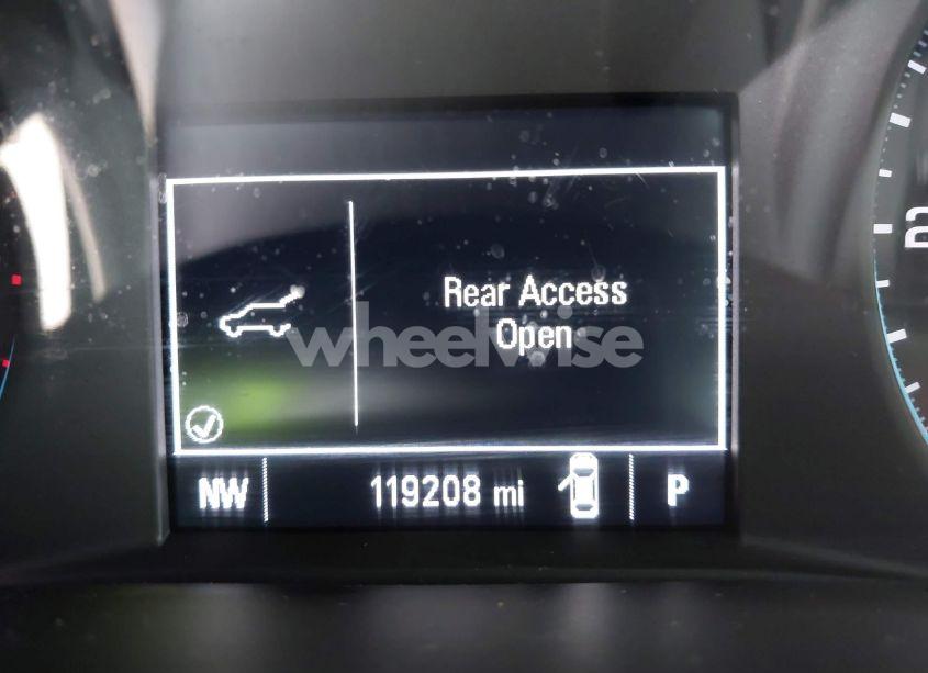 Photo 15 of 2018 Chevrolet Traverse LS (VIN 1GNERFKW3JJ138537)