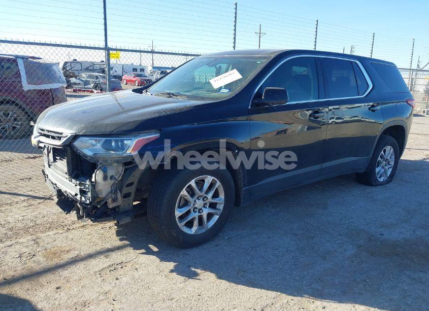 Photo 2 of 2018 Chevrolet Traverse LS (VIN 1GNERFKW3JJ140207)