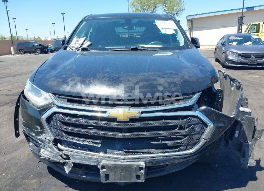 Photo 12 of 2019 Chevrolet Traverse LS (VIN 1GNERFKW3KJ222388)