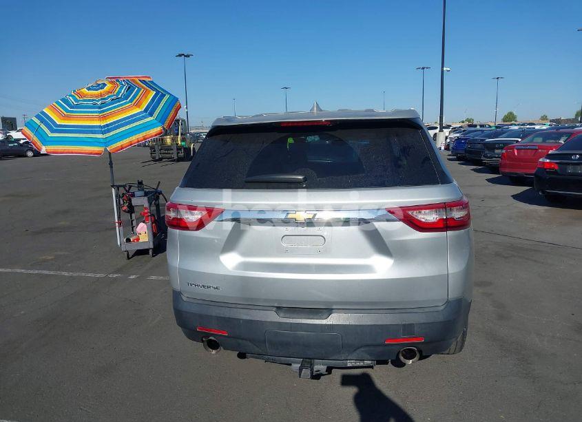 Photo 17 of 2019 Chevrolet Traverse LS (VIN 1GNERFKW3KJ238929)
