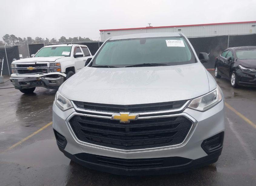 Photo 13 of 2019 Chevrolet Traverse LS (VIN 1GNERFKW3KJ246982)