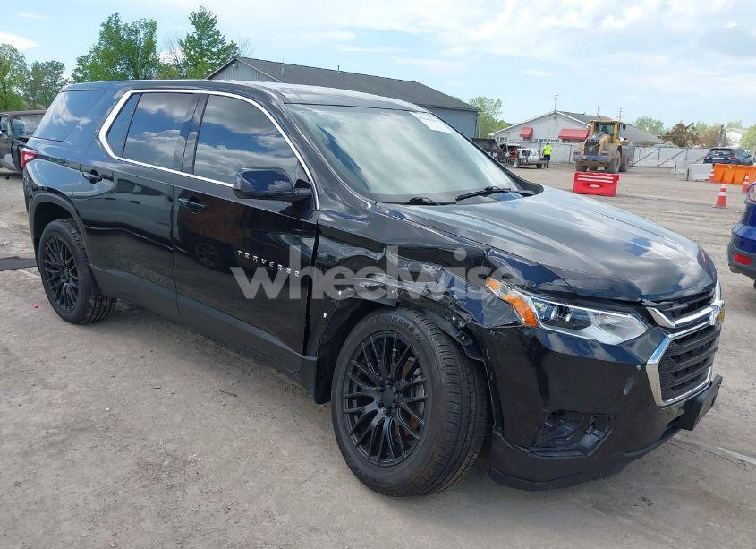 2020 Chevrolet Traverse FWD LS (VIN 1GNERFKW3LJ180984) main photo