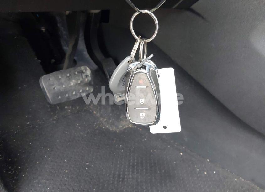 Photo 11 of 2020 Chevrolet Traverse FWD LS (VIN 1GNERFKW3LJ180984)