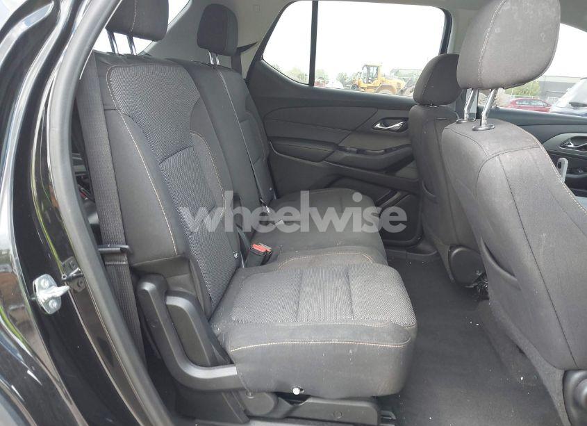 Photo 8 of 2020 Chevrolet Traverse FWD LS (VIN 1GNERFKW3LJ180984)