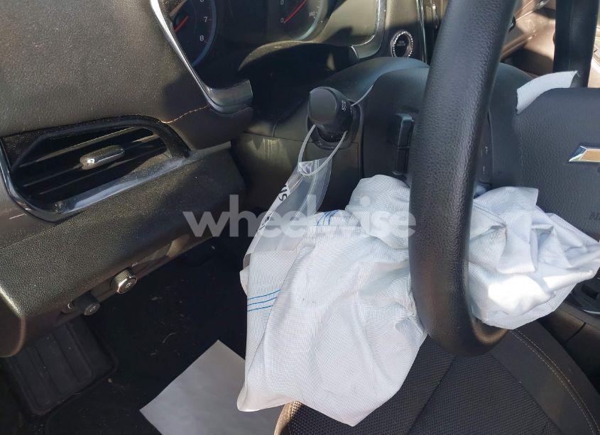 Photo 19 of 2020 Chevrolet Traverse FWD LS (VIN 1GNERFKW3LJ233389)