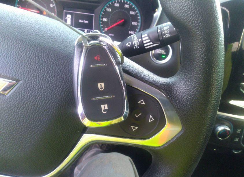 Photo 11 of 2021 Chevrolet Traverse FWD LS (VIN 1GNERFKW3MJ115487)