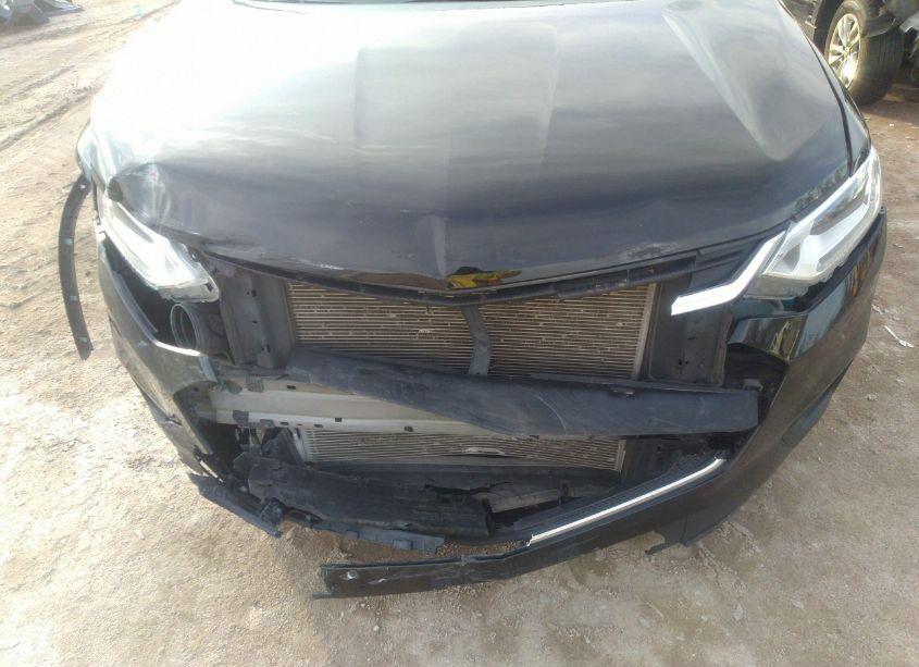 Photo 6 of 2021 Chevrolet Traverse FWD LS (VIN 1GNERFKW3MJ115487)