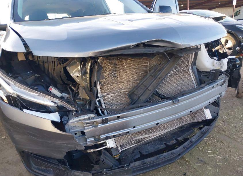 Photo 6 of 2021 Chevrolet Traverse FWD LS (VIN 1GNERFKW3MJ201253)