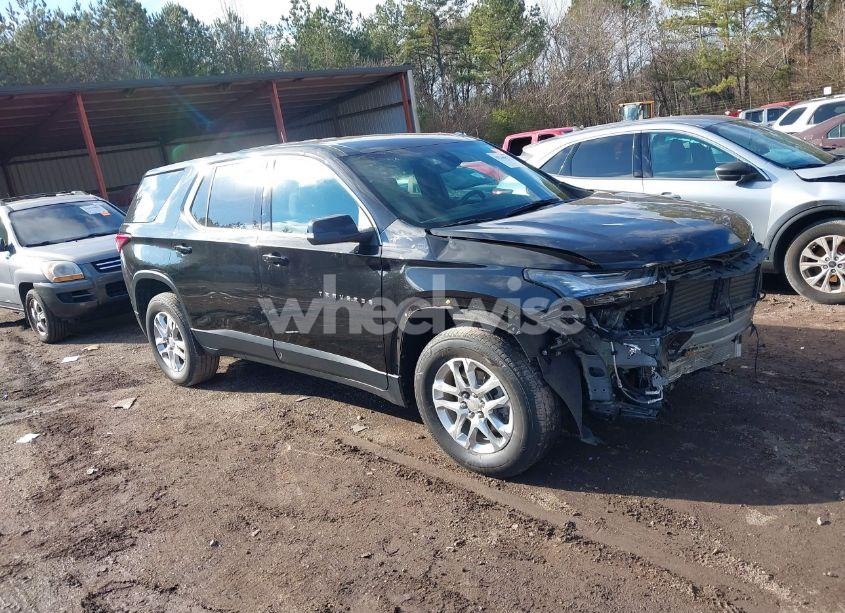 2022 Chevrolet Traverse FWD LS (VIN 1GNERFKW3NJ106211) main photo