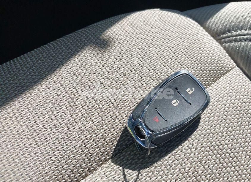 Photo 11 of 2022 Chevrolet Traverse FWD LS (VIN 1GNERFKW3NJ120416)